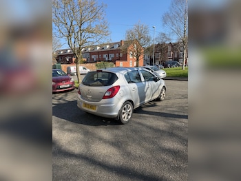 Used Vauxhall Corsa 2012 for sale - 77953571: Photo