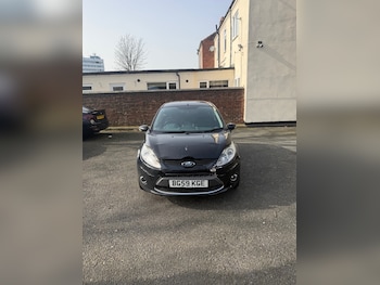 Used Ford Fiesta 2010 for sale - 77818532: Photo