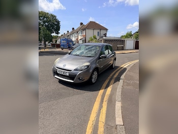 Used Renault Clio 2010 for sale - 79302501: Photo