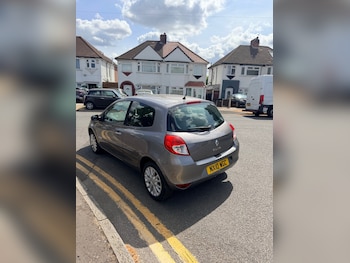 Used Renault Clio 2010 for sale - 79302501: Photo