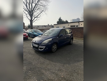 Used Renault Scenic 2010 for sale - 77818666: Photo