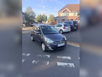 Used Hyundai i10 2011 for sale - 79463784: Photo