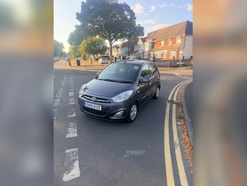 Used Hyundai i10 2011 for sale - 79463784: Photo
