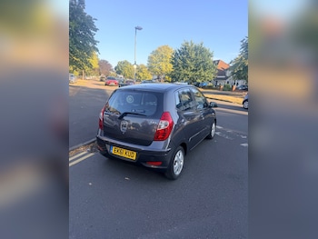 Used Hyundai i10 2011 for sale - 79463784: Photo