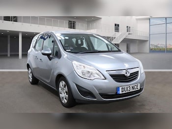 2013 (13) - 1.4 16V Exclusiv Euro 5 5dr
