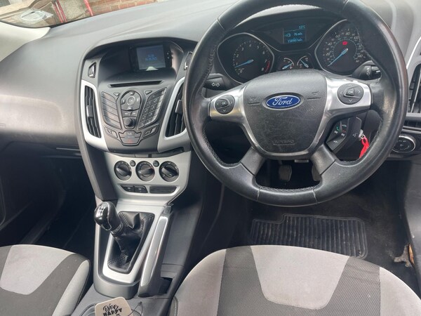 Used Ford Focus 2011 for sale - 76174963: Photo 13