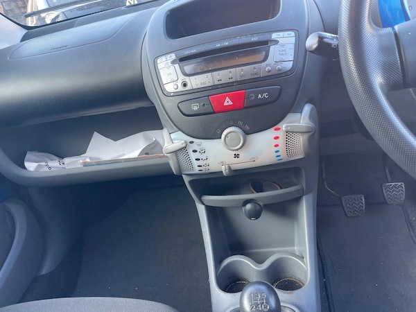 Used Toyota AYGO 2009 for sale - 76317888: Photo 11