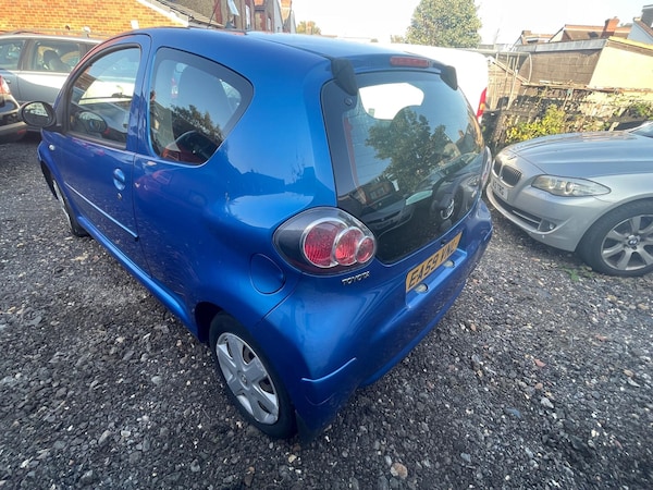 Used Toyota AYGO 2009 for sale - 76317888: Photo 5