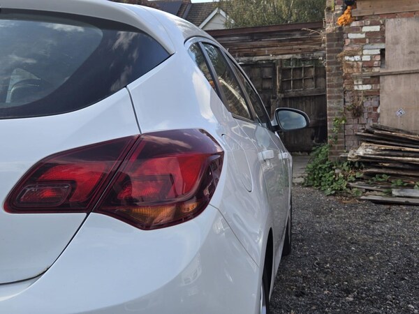 Used Vauxhall Astra 2015 for sale - 75729007: Photo 11