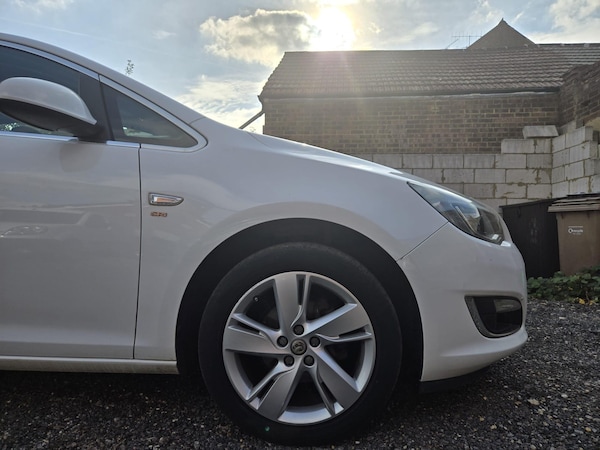 Used Vauxhall Astra 2015 for sale - 75729007: Photo 14