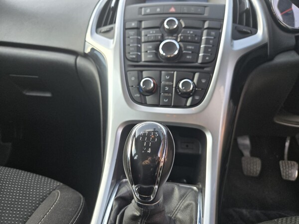 Used Vauxhall Astra 2015 for sale - 75729007: Photo 24