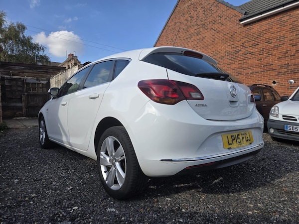 Used Vauxhall Astra 2015 for sale - 75729007: Photo 8