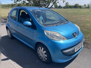 Peugeot - 107