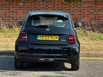 Used Fiat 500 2023 for sale - 79431525: Photo
