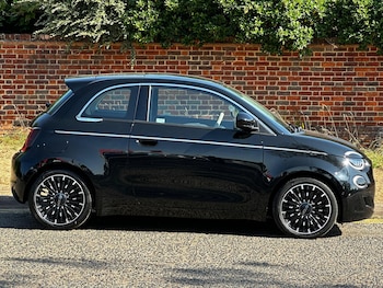 Used Fiat 500 2023 for sale - 79431525: Photo