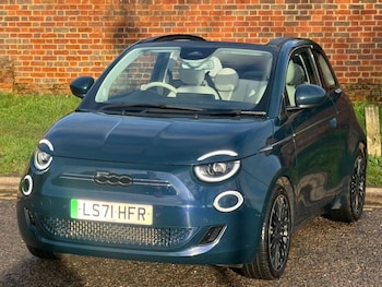 Used Fiat 500 2021 for sale - 76796472: Photo