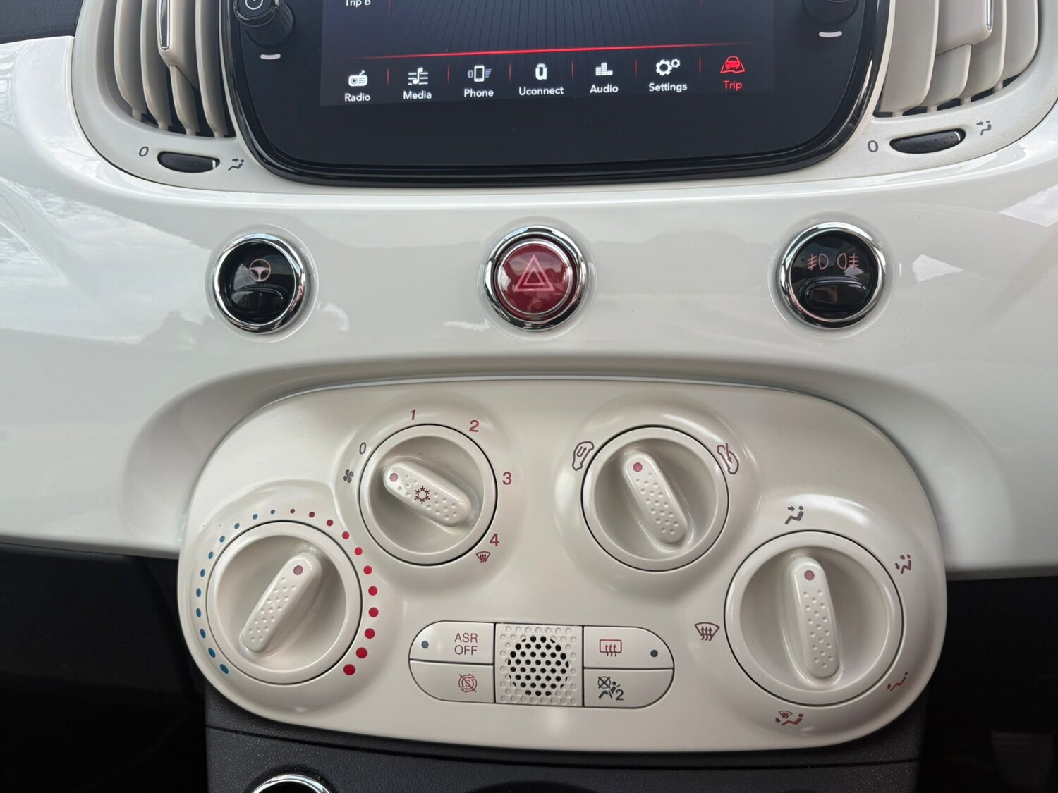 Used Fiat 500 2021 for sale - 76442124: Photo 24