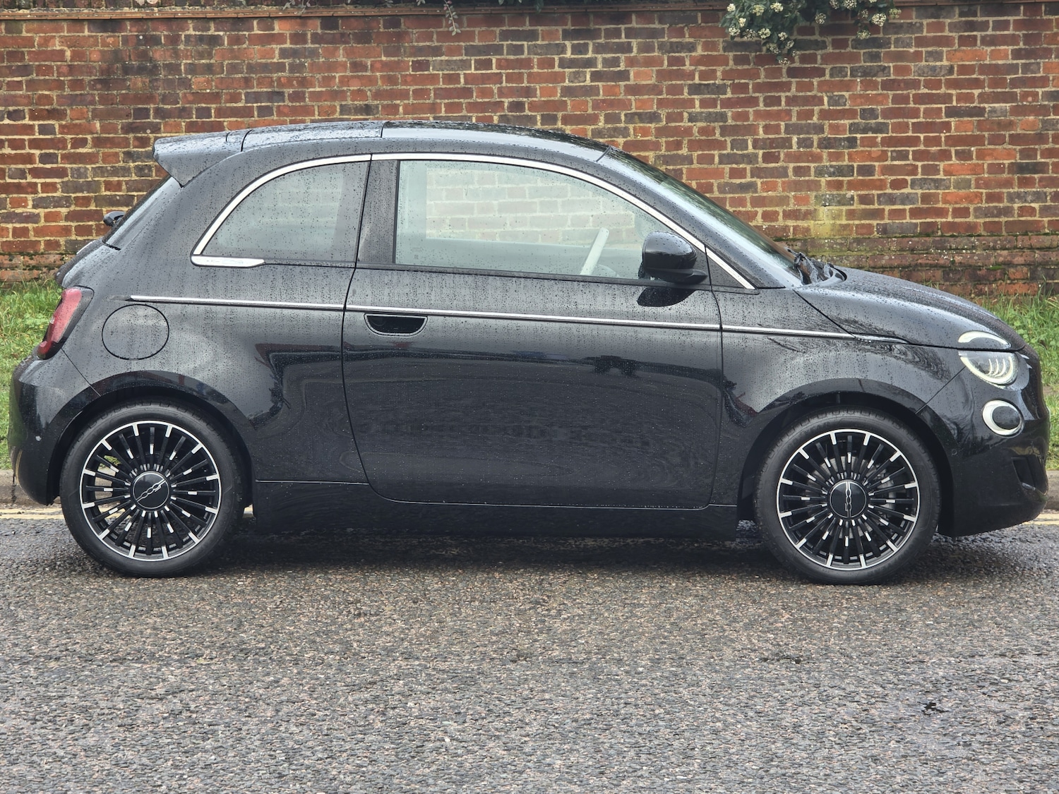 Used Fiat 500 2025 for sale - 77339422: Photo 8