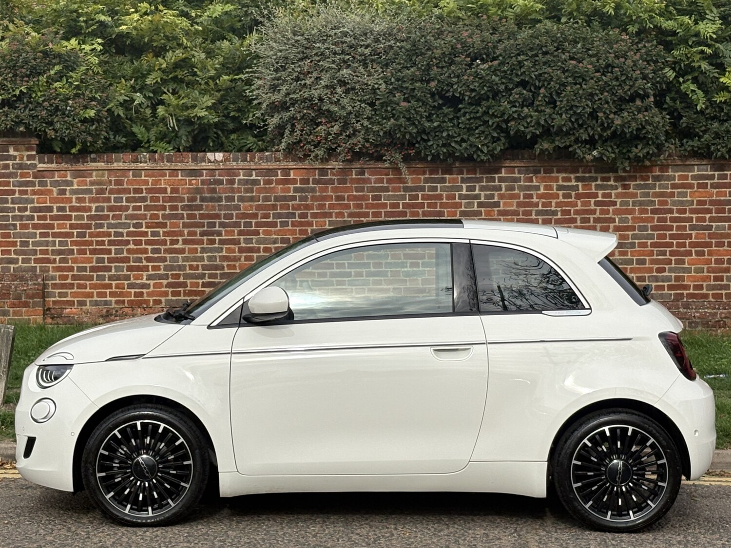 Used Fiat 500 2024 for sale - 76332162: Photo 4