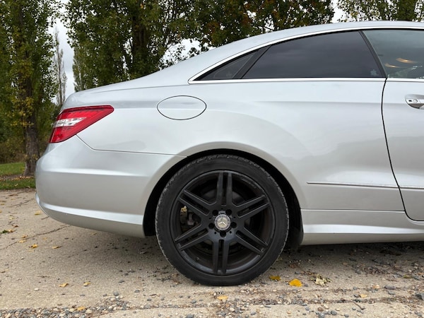 Used Mercedes-Benz E-Class 2013 for sale - 76200990: Photo 15