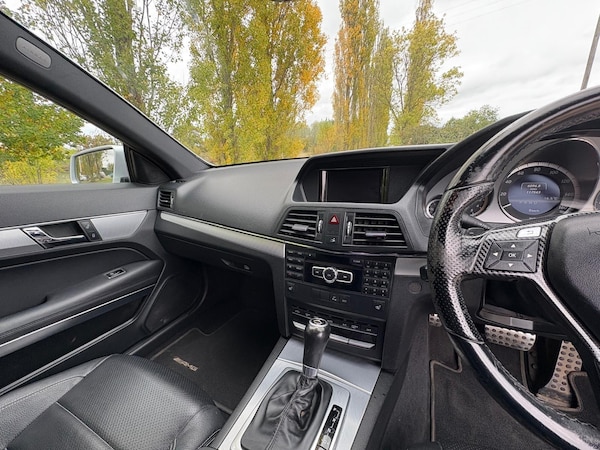 Used Mercedes-Benz E-Class 2013 for sale - 76200990: Photo 24