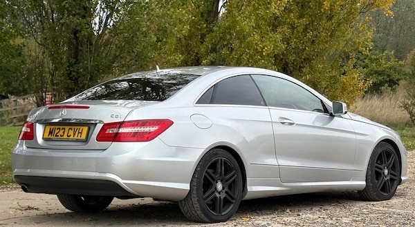 Used Mercedes-Benz E-Class 2013 for sale - 76200990: Photo 9