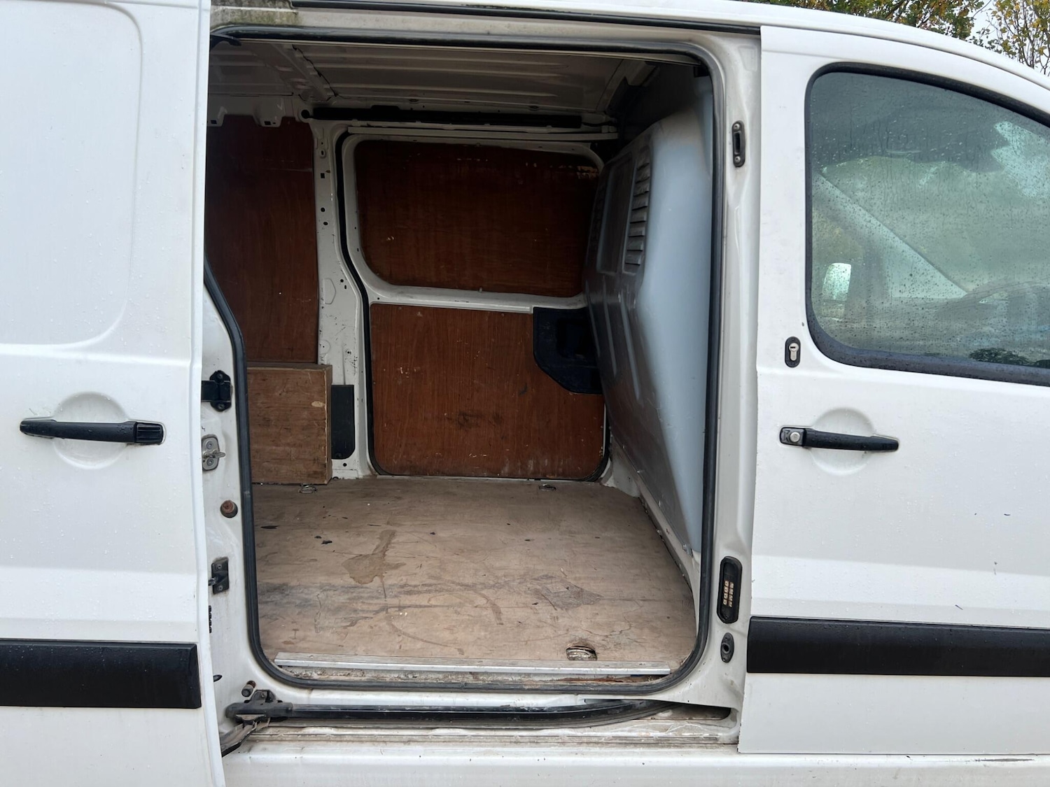 Used Peugeot Expert 2015 for sale - 76377983: Photo 26