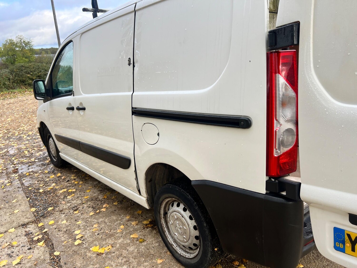 Used Peugeot Expert 2015 for sale - 76377983: Photo 29