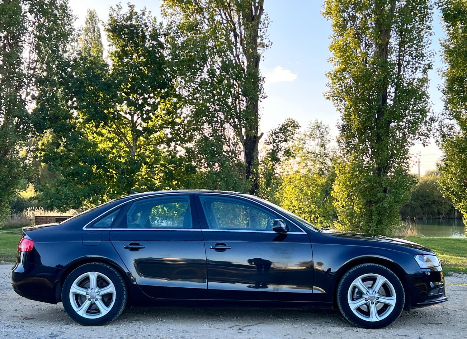 Used Audi A4 2012 for sale - 76152163: Photo 10