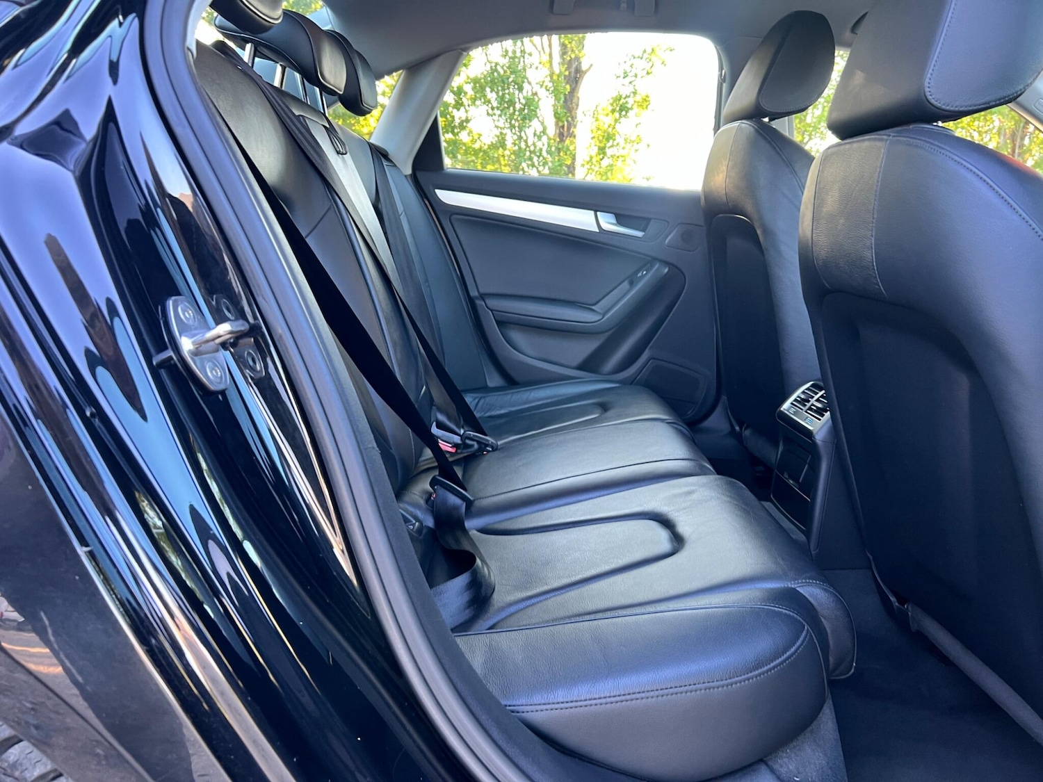Used Audi A4 2012 for sale - 76152163: Photo 27