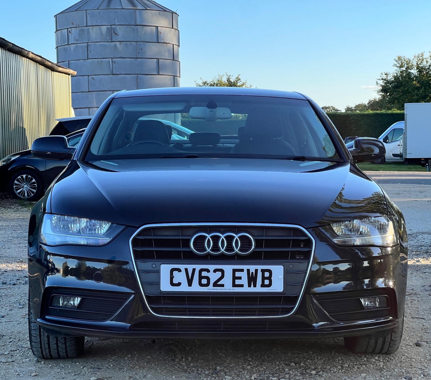 Used Audi A4 2012 for sale - 76152163: Photo 4