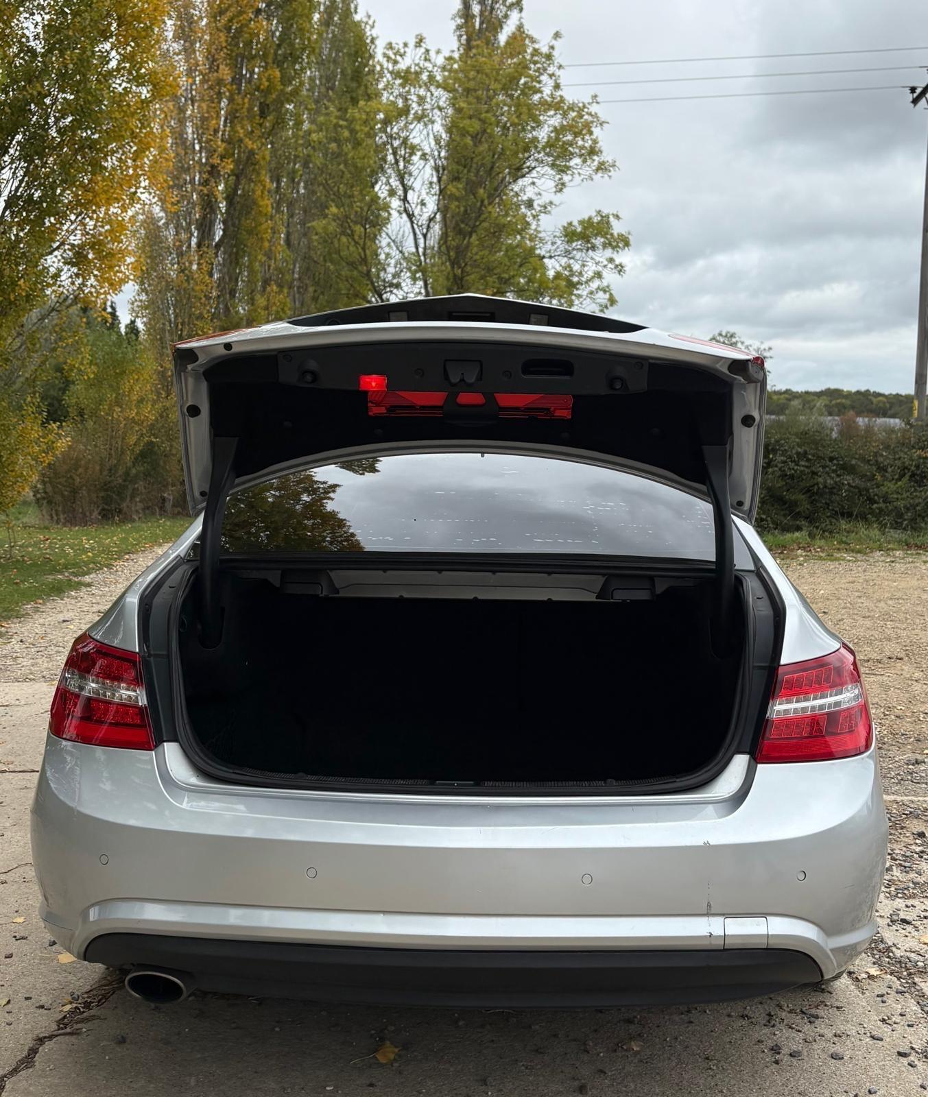 Used Mercedes-Benz E Class 2013 for sale - 76513071: Photo 37