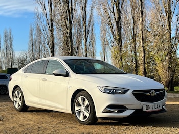 2017 (17) - 1.6 Turbo D ecoTec [136] SRi Nav 5dr