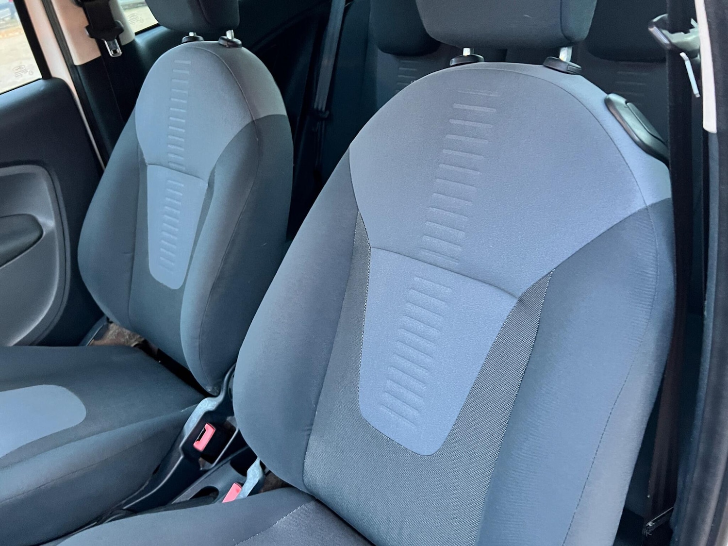 Used Ford Ka 2010 for sale - 76423083: Photo 33