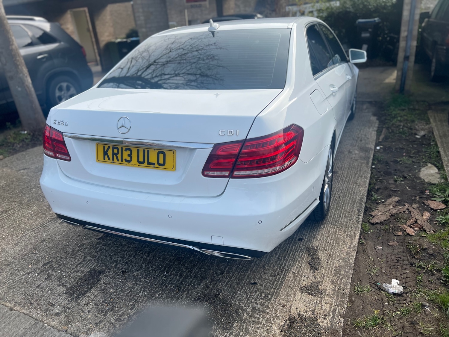 Used Mercedes-Benz E Class 2013 for sale - 76293435: Photo 4