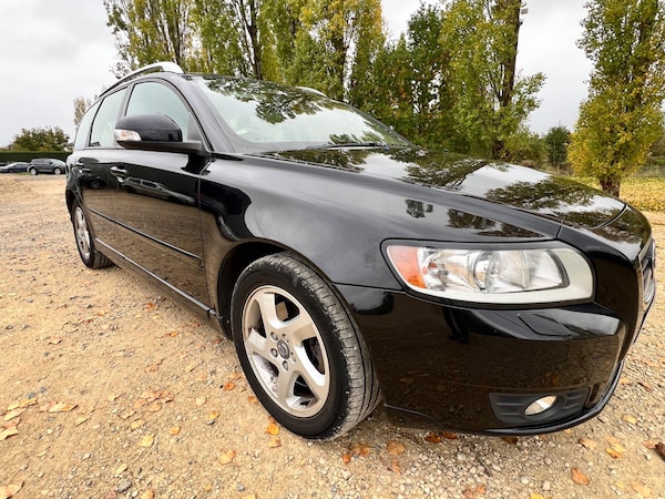 Used Volvo V50 2012 for sale - 76260493: Photo 11