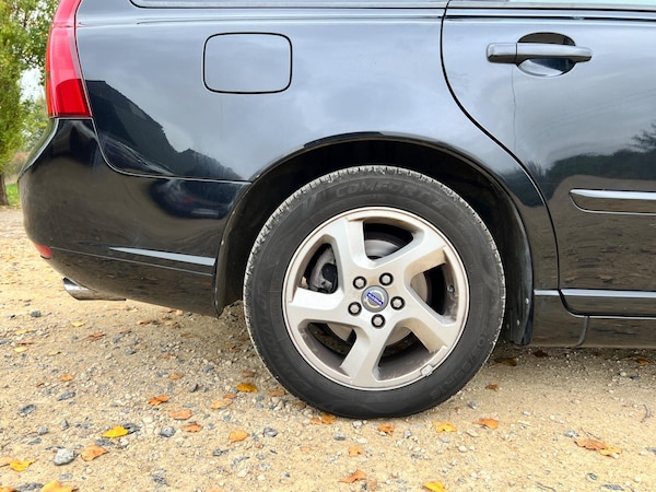Used Volvo V50 2012 for sale - 76260493: Photo 35