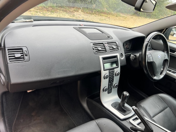 Used Volvo V50 2012 for sale - 76260493: Photo 46