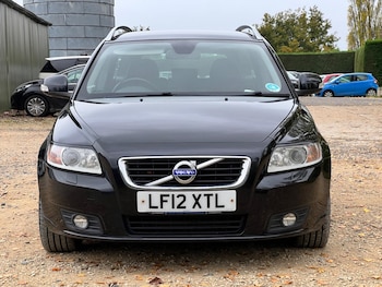 Used Volvo V50 2012 for sale - 76260493: Photo 4