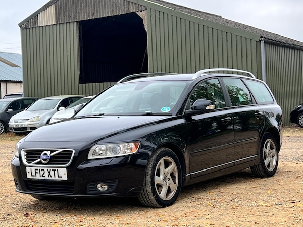 Used Volvo V50 2012 for sale - 76260493: Photo 5