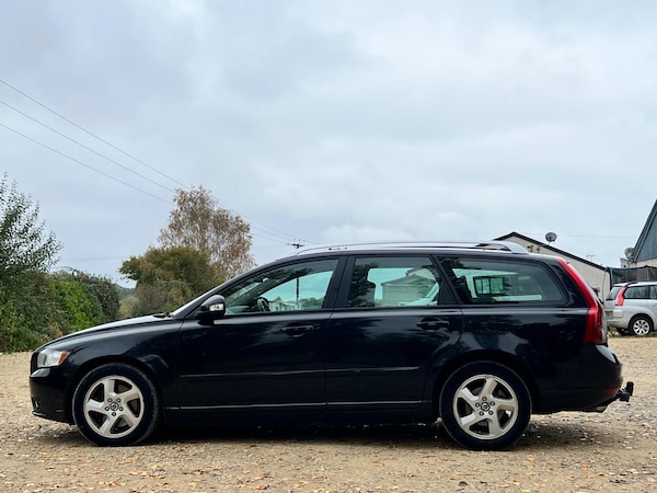 Used Volvo V50 2012 for sale - 76260493: Photo 6