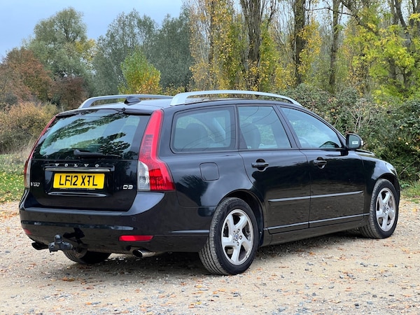 Used Volvo V50 2012 for sale - 76260493: Photo 9