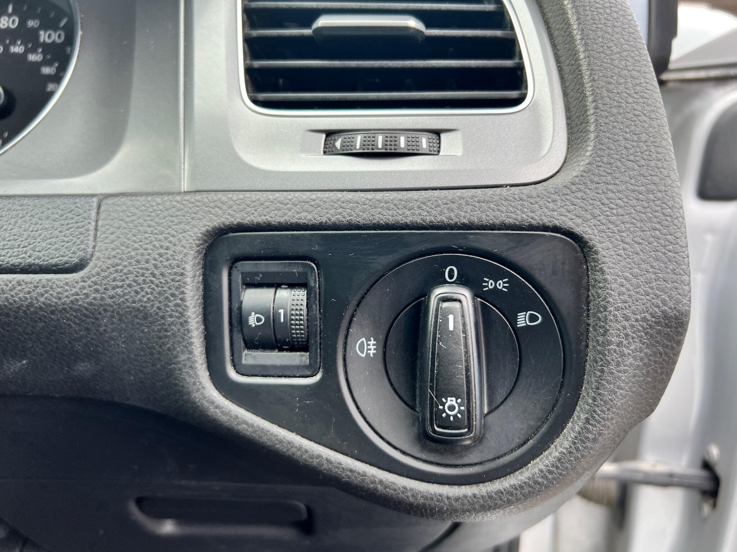 Used Volkswagen Golf 2013 for sale - 76377242: Photo 24