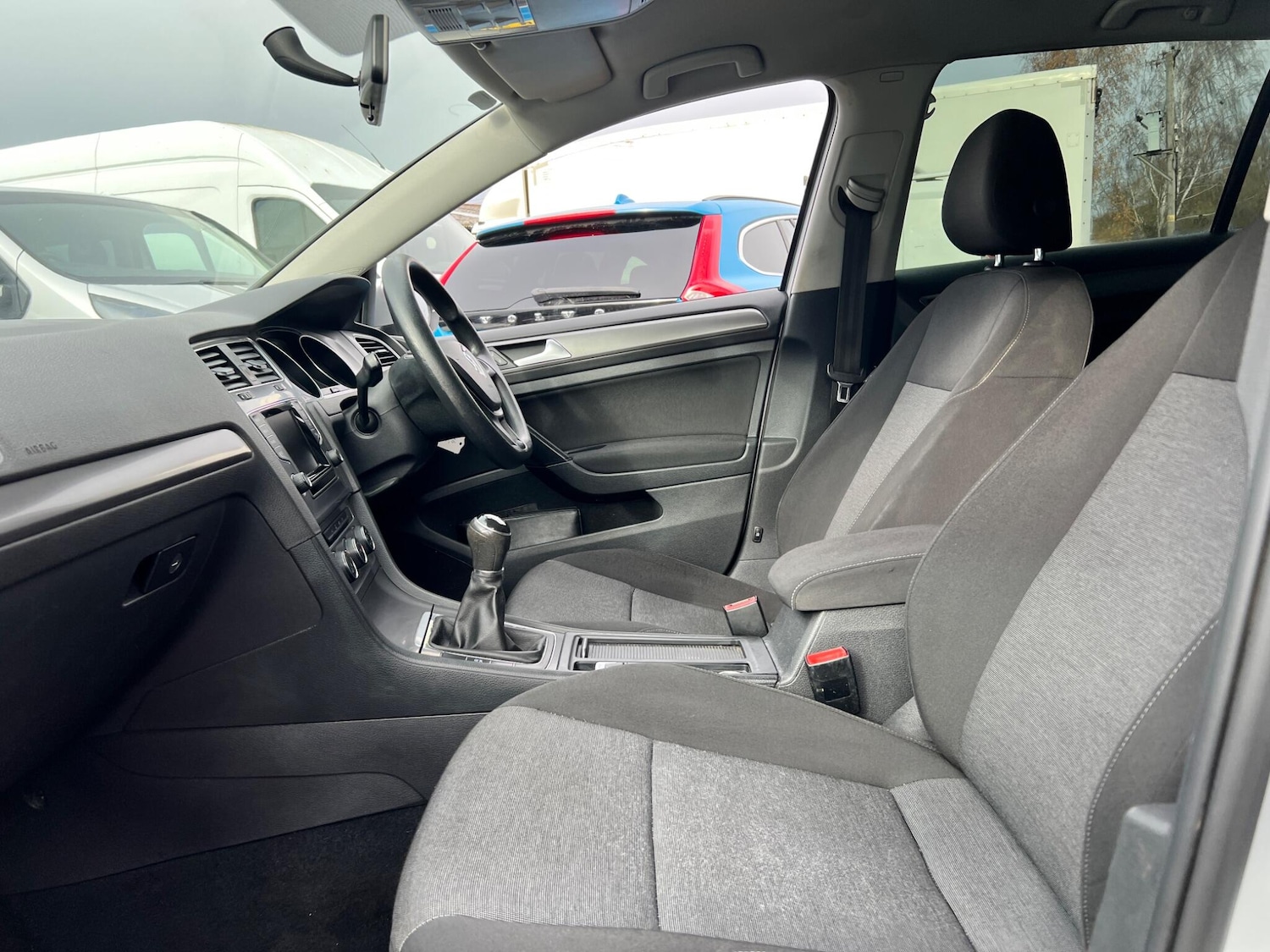 Used Volkswagen Golf 2013 for sale - 76377242: Photo 37