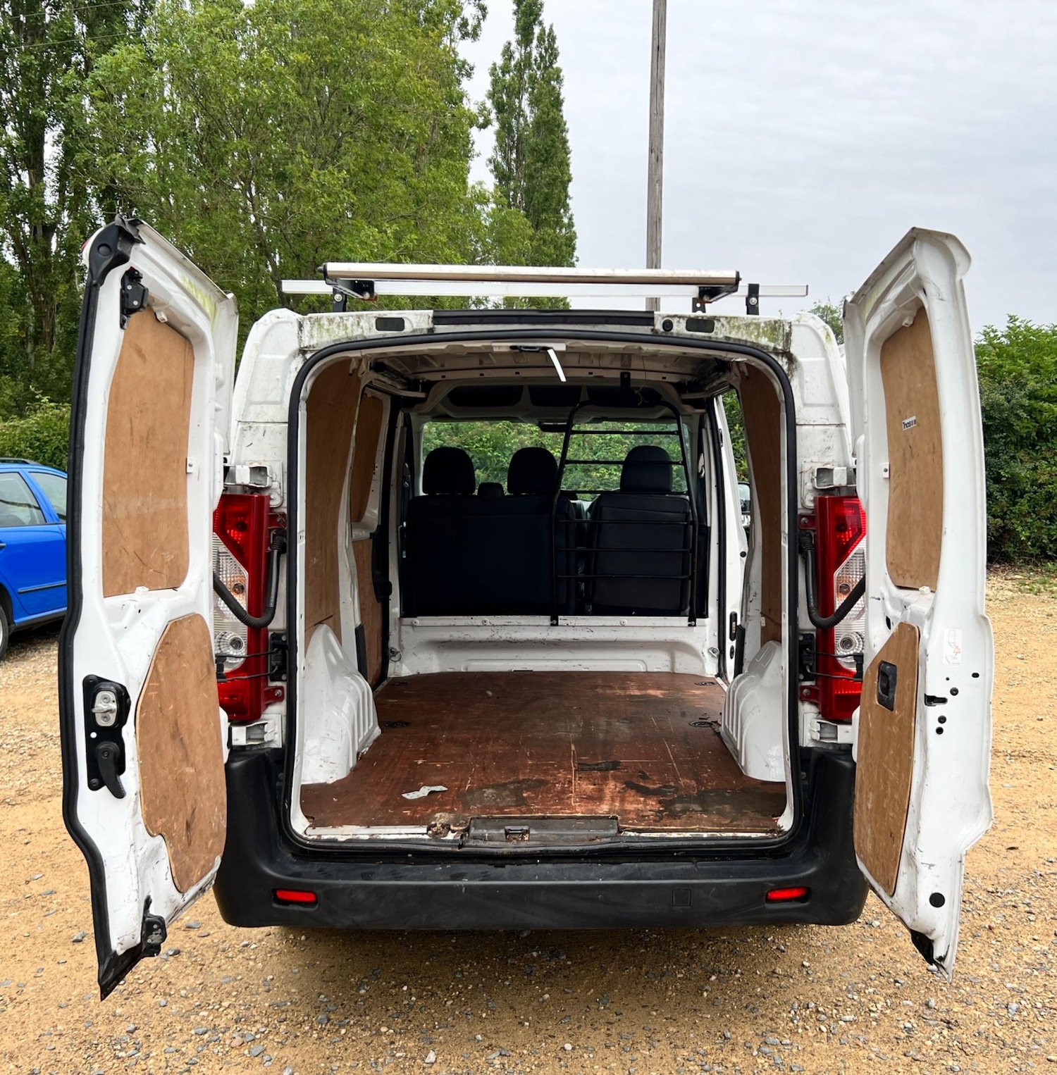 Vehicle 28