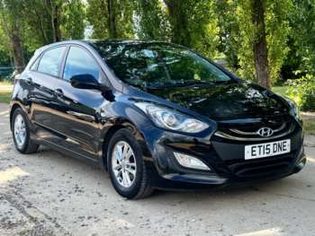 2015 (15) - 1.6 CRDi Blue Drive Active 5dr