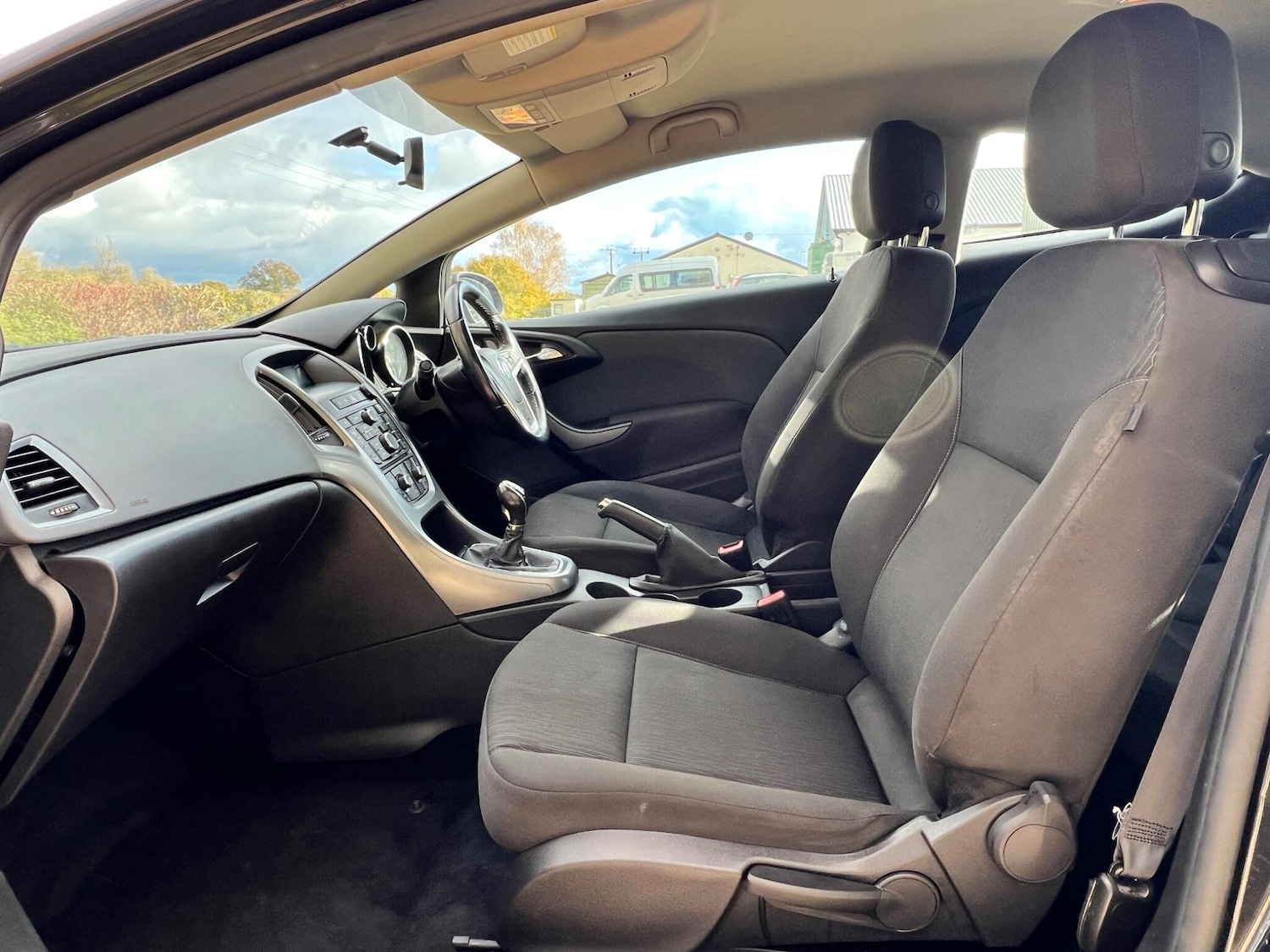 Used Vauxhall Astra GTC 2015 for sale - 76513255: Photo 33