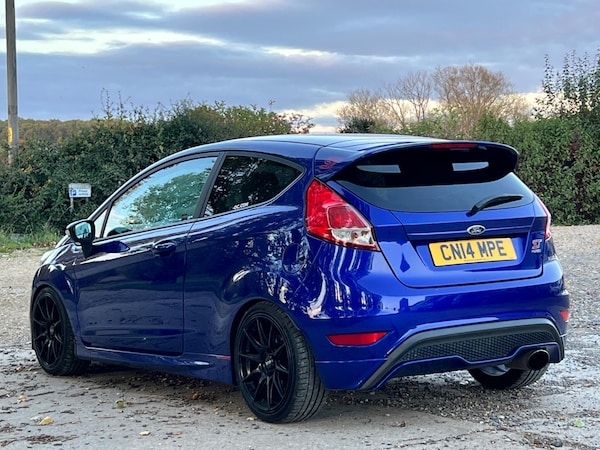 Used Ford Fiesta 2014 for sale - 76189766: Photo 11