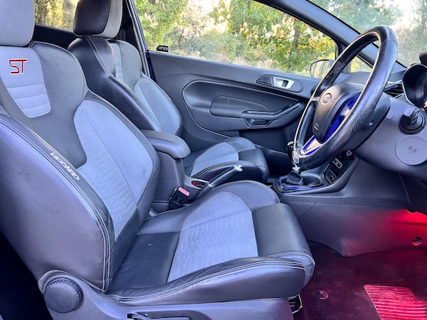 Used Ford Fiesta 2014 for sale - 76189766: Photo 15