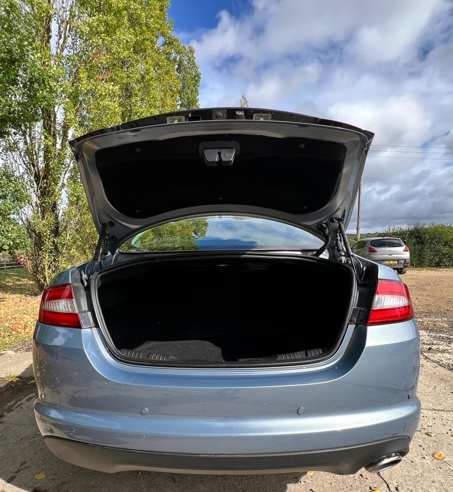 Vehicle 28